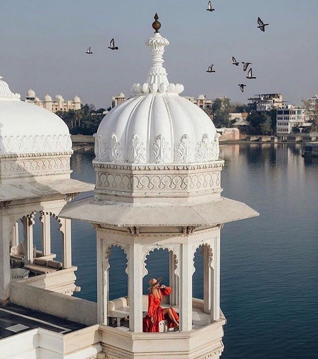 Cung điện Taj Lake - thiên đường giữa hồ Pichola Ấn Độ, là một khách sạn phục vụ giới thượng lưu. Ảnh: the_adventuresofus