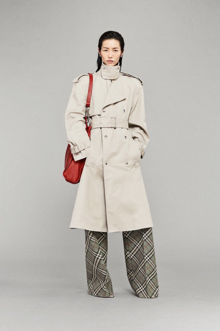 Burberry đậm phong cách mùa xuân nước Anh - 10