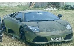 Siêu xe Lamborghini Murcielago bị bỏ xó tại Việt Nam