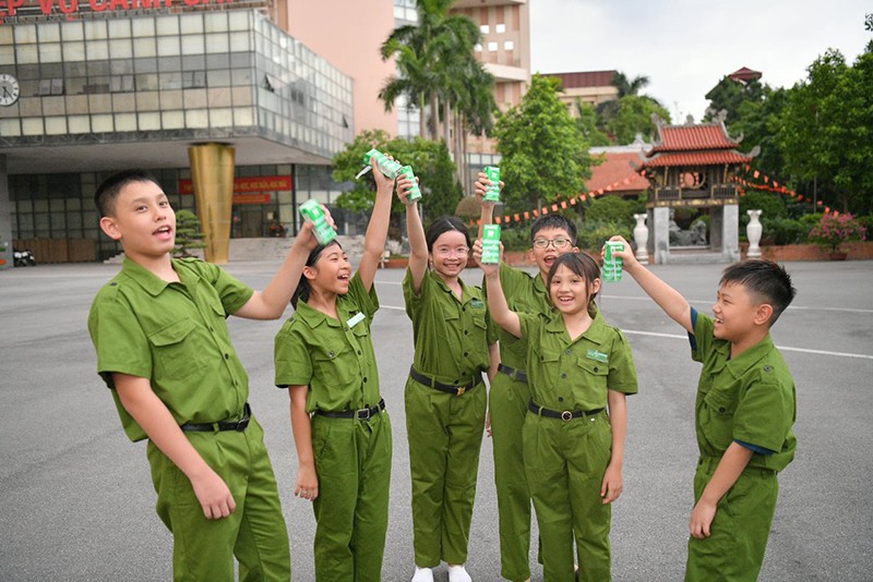 Vinamilk góp thêm niềm vui cho mùa hè ý nghĩa của các “chiến sĩ công án nhí”