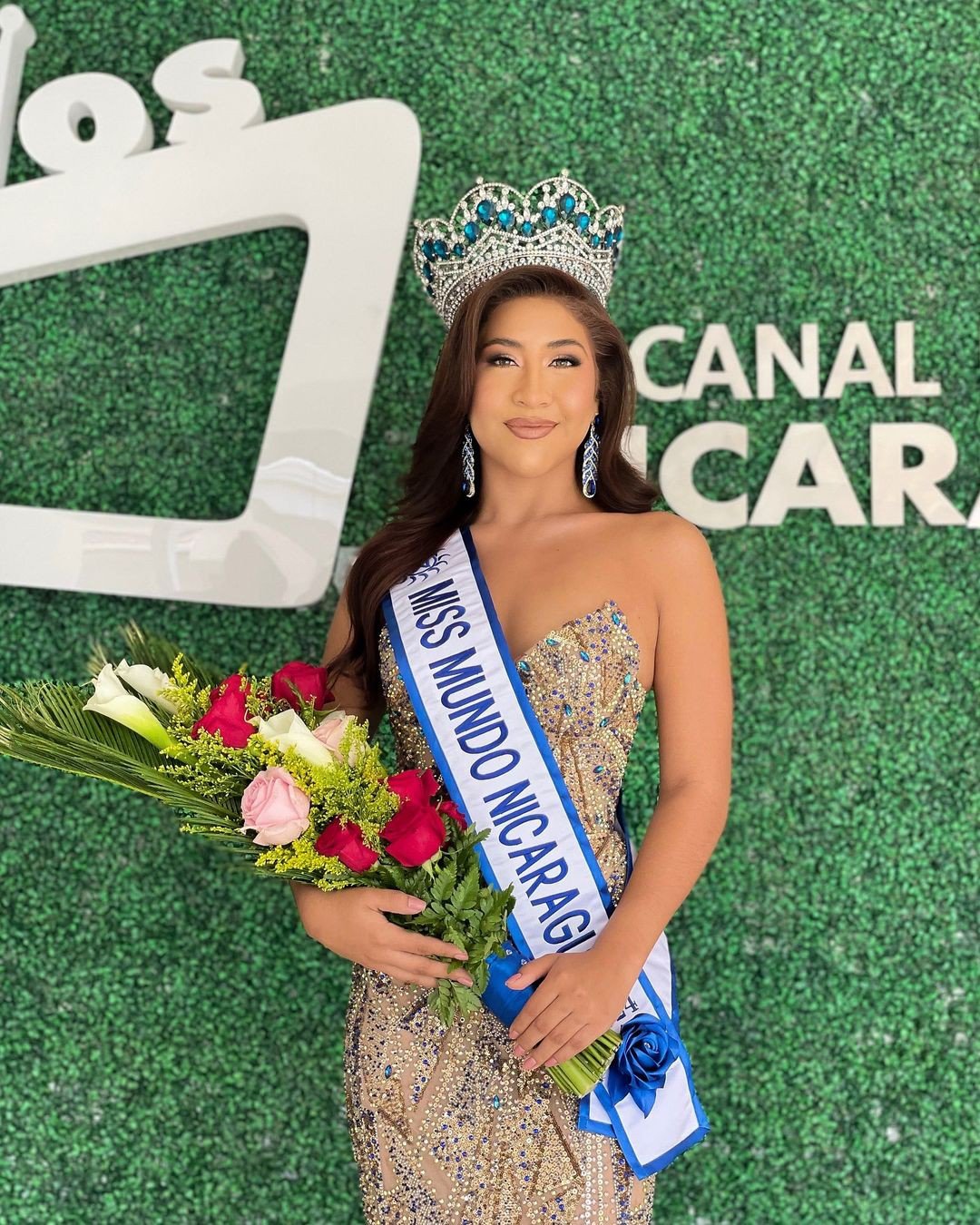 Người đẹp Julia Aguilar đã đăng quang
ngôi vị cao nhất trong chung kết Hoa hậu Thế giới Nicaragua 2024
hôm 1/6. Cô đại diện Nicaragua tham dự cuộc thi Hoa hậu Thế giới
lần thứ 72 tổ chức vào năm sau.