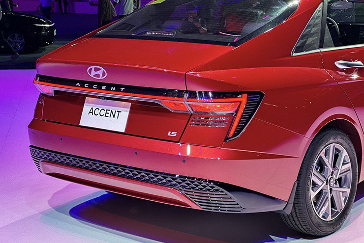 Những trang bị trên Hyundai Accent 2024 bị cắt khi về Việt Nam - 5