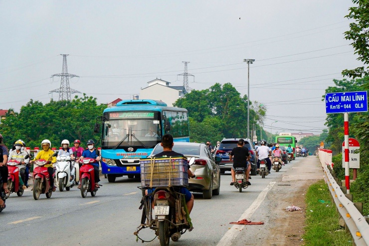 Toàn bộ dự án có 2 cây cầu lớn phải thi công là cầu Mai Lĩnh và cầu Tân Trượng, cầu Mai Lĩnh hiện chưa tiến hành thi công mở rộng do vướng mắc trong khâu giải phóng mặt bằng