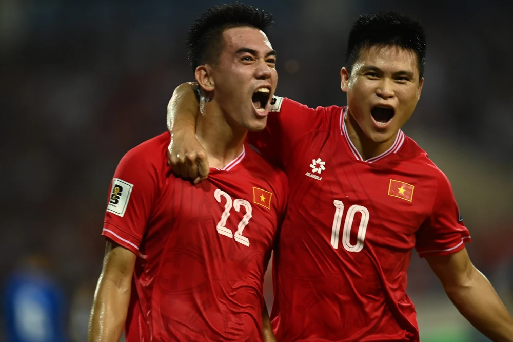 Sau trận thắng Philippines 3-2, tuyển Việt Nam vẫn còn cơ hội vào giai đoạn 3 vòng loại World Cup 2026 nhưng không còn quyền tự quyết. ẢNH: ANH THỊNH