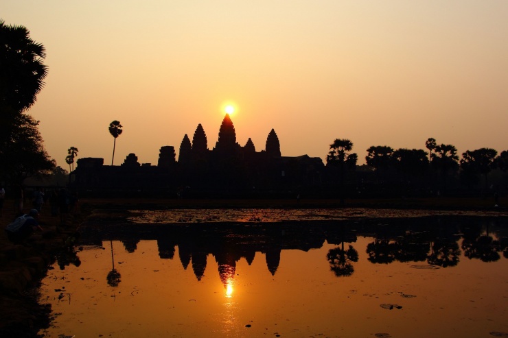 Khung cảnh bình minh tại Angkor Wat. Ảnh: Getty Images.