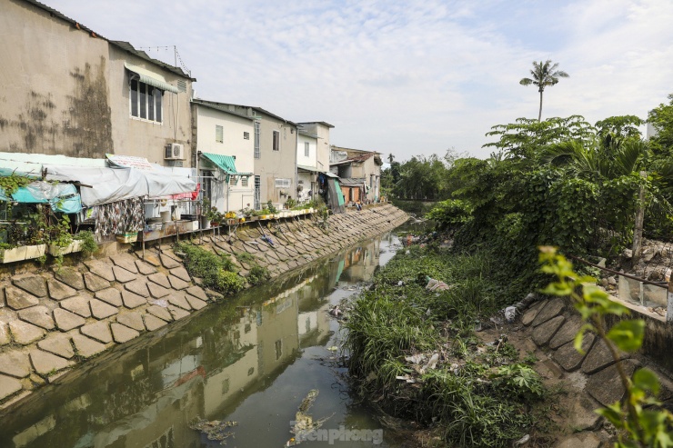 Hiện dự án cải tạo hệ thống thoát nước khu vực chợ Thủ Đức (đường Dương Văn Cam, Đặng Thị Rành, Kha Vạn Cân và Hồ Văn Tư) vẫn chưa được ghi vốn để triển khai.