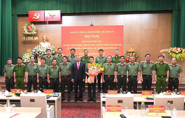 Chủ tịch nước Tô Lâm cùng các đại biểu dự Hội nghị. Ảnh: Cổng TTĐT Bộ Công an