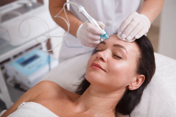 Theo Antonia Macdonald, phương pháp hydrafacial không thực sự cần thiết cho làn da, thậm chí có thể gây hại.