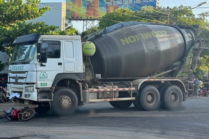 Ôtô bồn gây tai nạn khiến hai mẹ con tử vong, hôm 12/6. Ảnh: Ngọc Oanh