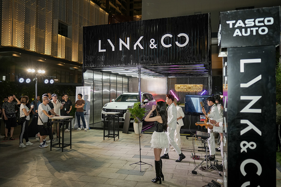 Lynk &amp; Co Say Hi tạo cơ hội để khách hàng vừa trải nghiệm sản phẩm, vừa tận hưởng không gian nghệ thuật