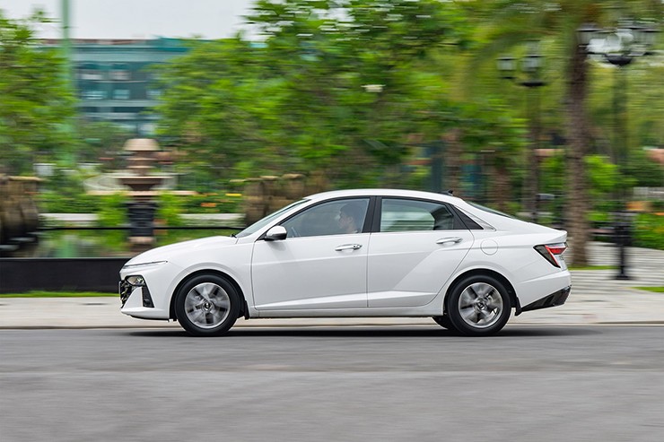 Hyundai bán gần 5.000 xe trong tháng 5/2024, 