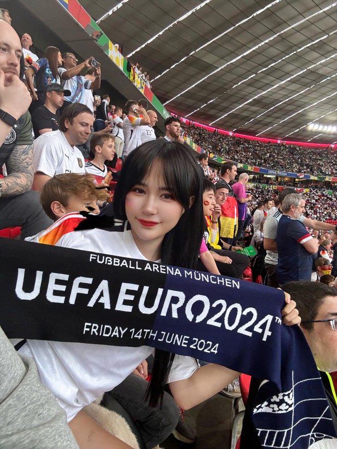 Minh Tâm - cô gái Việt sang Đức cổ vũ Euro 2024
