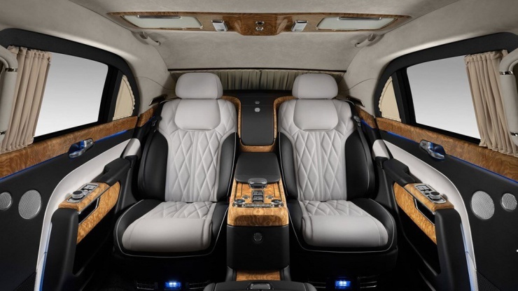 Cận cảnh chiếc limousine bọc thép thường được Tổng thống Putin mang theo khi công du nước ngoài - 8