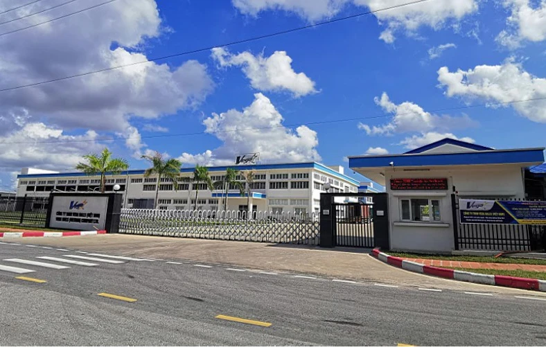 Nhà máy của Công ty TNHH Vega Balls, Khu công nghiệp Đông Mai, nơi có 10 công nhân phải nhập viện nghi do ngạt khí