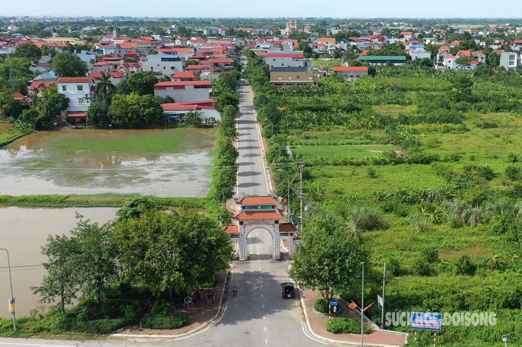  Nhìn từ trên cao con đường sắp mang tên Trinh Tiết rợp bóng cây xanh 