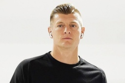 Gu mặc của cầu thủ Toni Kroos