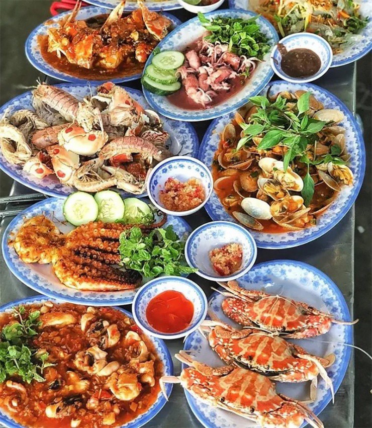 Những món ăn không nên bỏ qua khi đến Đà Nẵng - 3