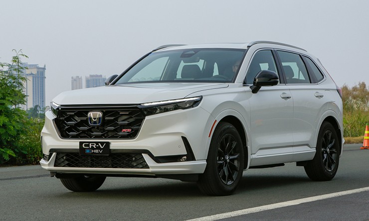 Honda Việt Nam báo cáo nhầm, CR-V hybrid mất ngôi vương xe bán chạy nhất tháng - 1