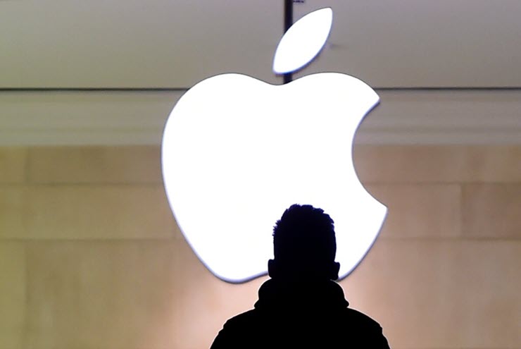 Apple was claimed by hackers to steal data.