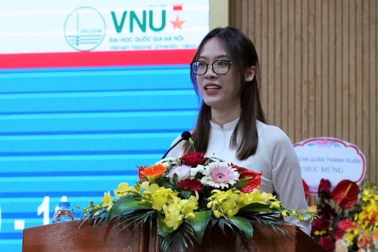 Trang từng là Phó Chủ tịch Hội sinh viên Trường ĐH Khoa học Tự nhiên. Ảnh: NVCC