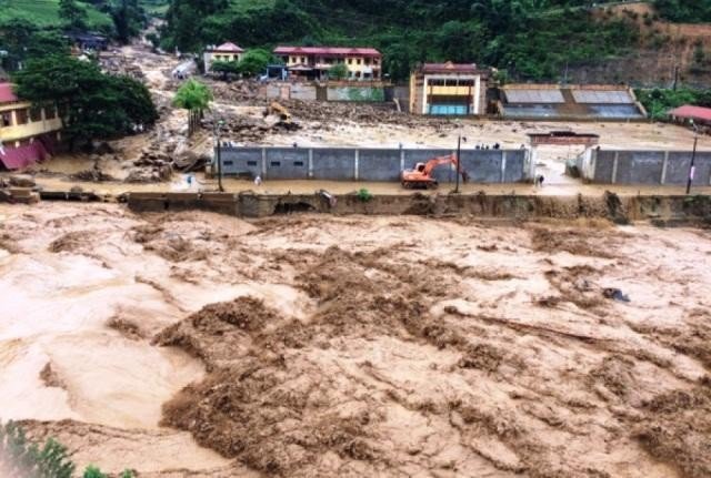 Mô hình độ ẩm đất cho thấy một số khu vực thuộc các tỉnh trên đã gần bão hòa (trên 85%) hoặc đạt trạng thái bão hòa.