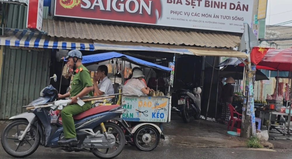 Công an thu giữ một số tang vật liên quan trong vụ việc. Ảnh: HT