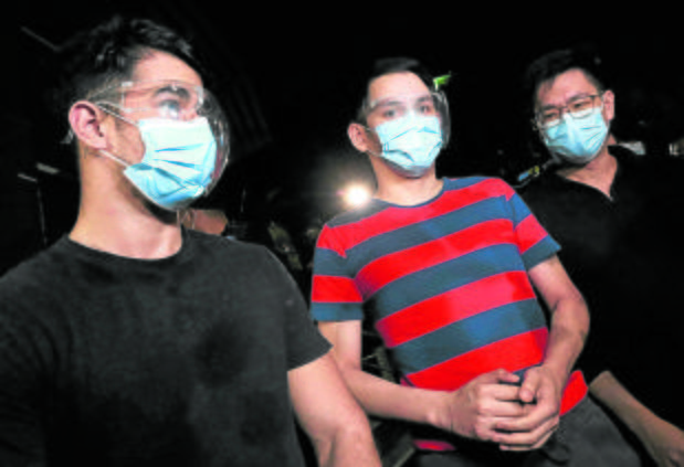 (Từ trái qua) John Pascual Dela Serna, Rommel Galido và John Paul Halili, được thả vì không đủ bằng chứng. Ảnh: Inquirer