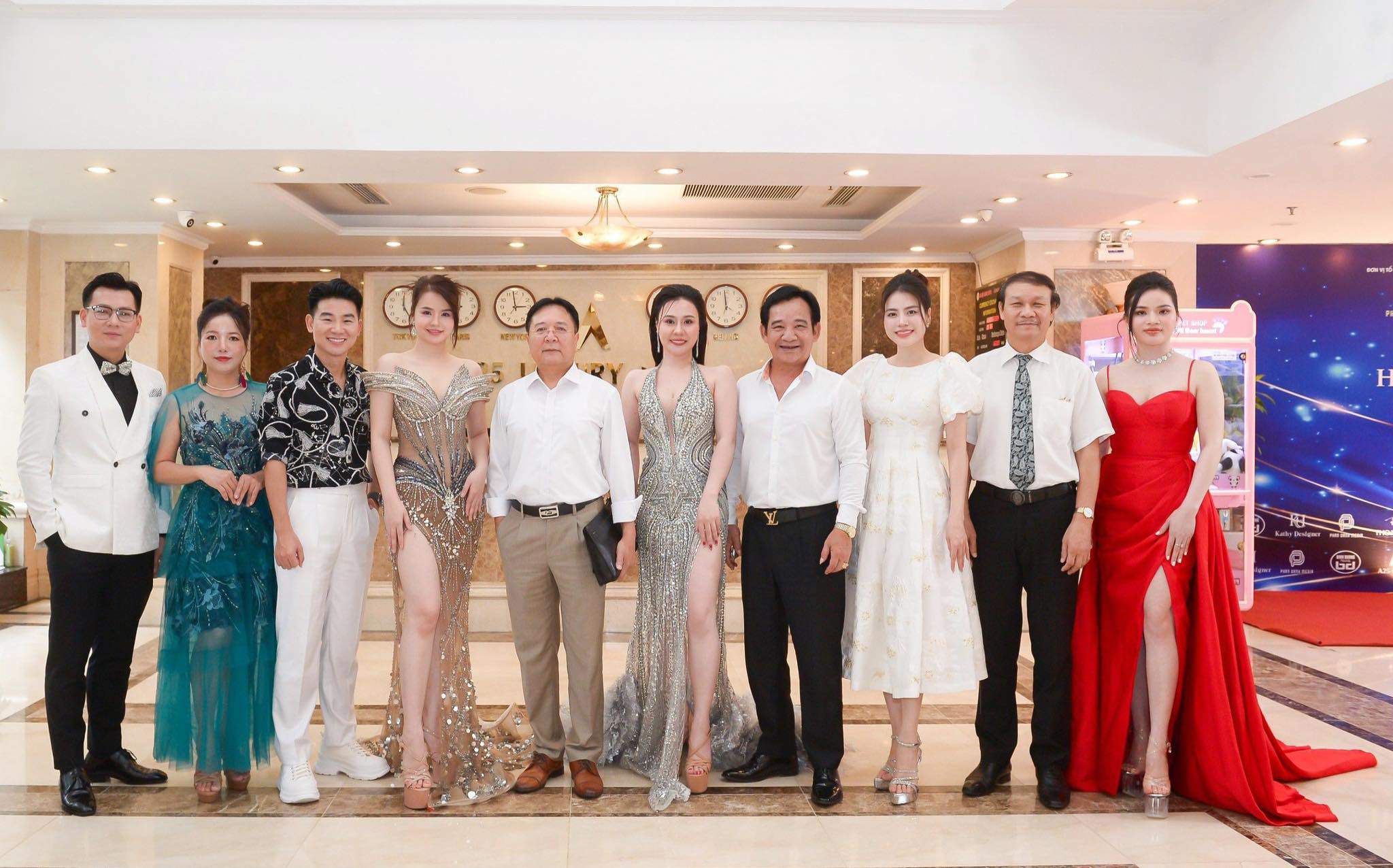 30 thí sinh Mrs Earth Vietnam về ngôi nhà chung - 2