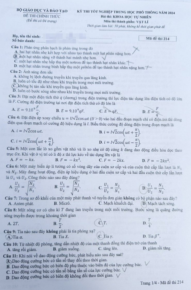 Đề thi môn Vật lý tốt nghiệp THPT 2024 chính thức - 1