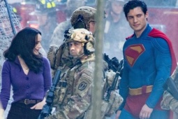 "Superman" tung tạo hình mới, khó có thể vượt qua cái bóng của Henry Cavill