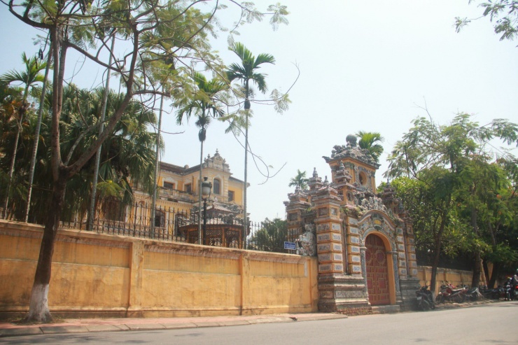 Ngoài Đại Nội Huế cùng các lăng vua Nguyễn..., Cung An Định luôn được nhiều du khách, nhất là giới trẻ tìm đến.