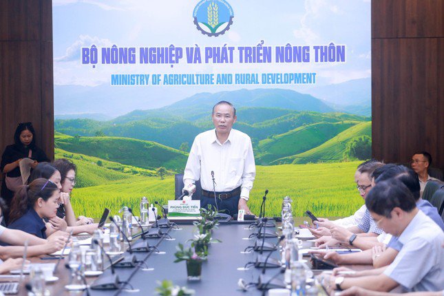 Thứ trưởng Phùng Đức Tiến cho biết xuất khẩu nông, lâm, thủy sản có khả năng đạt 54 tỷ USD trong năm nay.