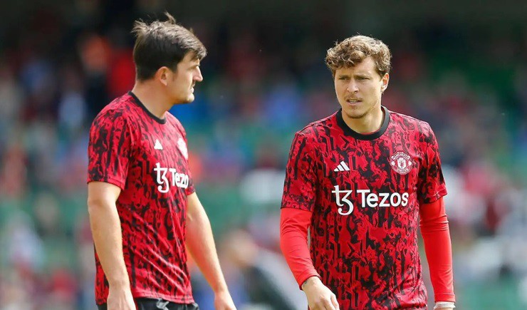 MU cân nhắc bán&nbsp;Lindelof và Maguire vào mùa hè này