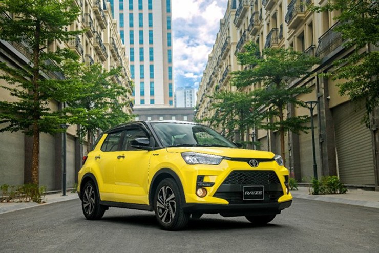 Giá xe Toyota Raize niêm yết và lăn bánh tháng 5/2025 - 1