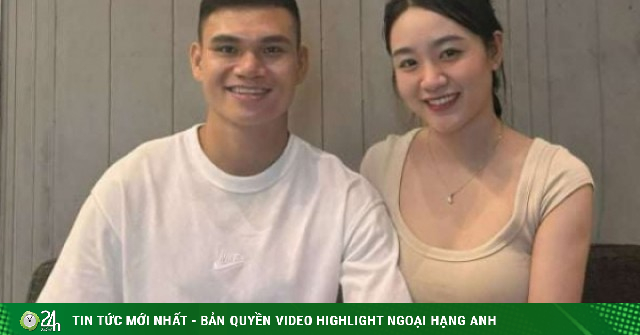 Hậu vệ Hà Nội FC: Từng “nghèo nhất” U23 Việt Nam, bứt phá và hôn nhân viên mãn