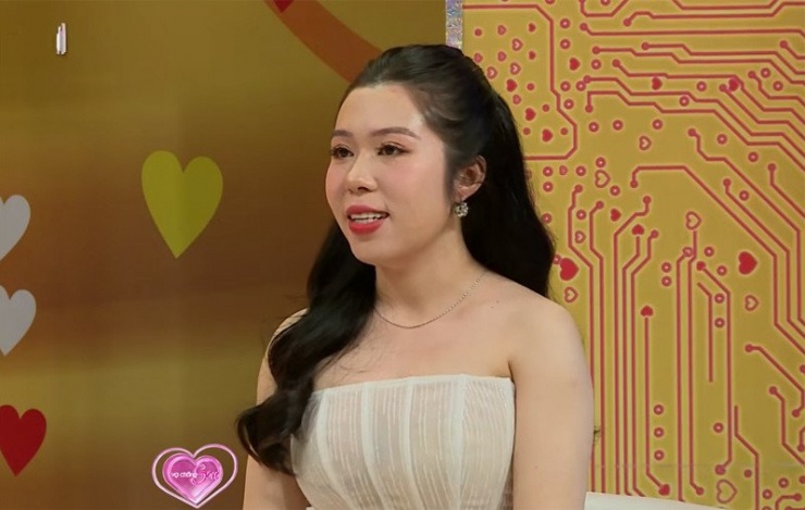 Ngân rung động trước sự chân thành của Tính. Ảnh cắt từ clip 