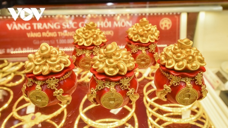 Nhà đầu tư lỗ nặng, giao dịch khó - 3