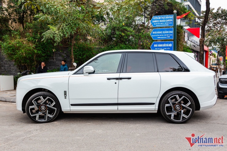 Đi 500km, đại gia H&agrave; Nội b&aacute;n xe si&ecirc;u sang Rolls-Royce Cullinan 2025 lỗ tiền tỷ - 2