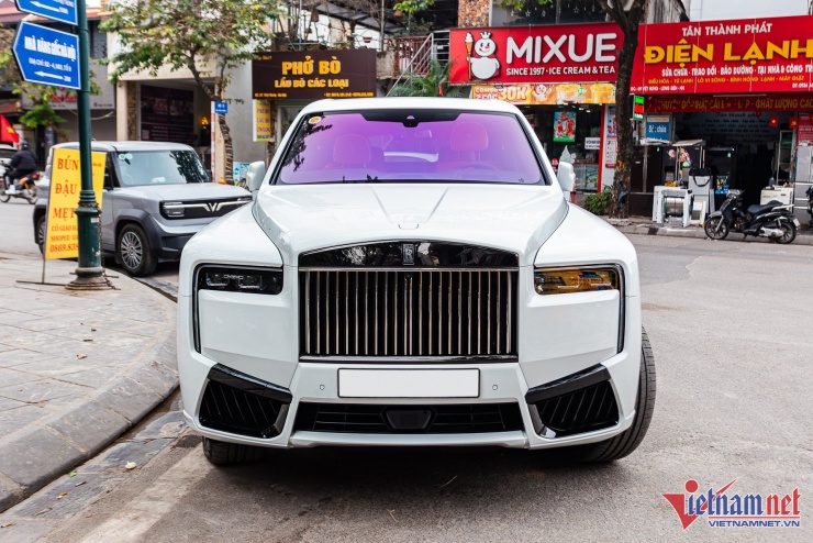 Đi 500km, đại gia H&agrave; Nội b&aacute;n xe si&ecirc;u sang Rolls-Royce Cullinan 2025 lỗ tiền tỷ - 4