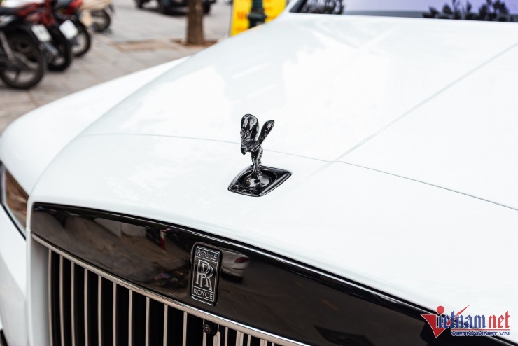 Đi 500km, đại gia H&agrave; Nội b&aacute;n xe si&ecirc;u sang Rolls-Royce Cullinan 2025 lỗ tiền tỷ - 5