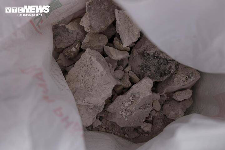 Cận cảnh lò mổ tuồn gần 300 tấn lợn bệnh vào trường học, chợ đầu mối ở Hà Nội - 5