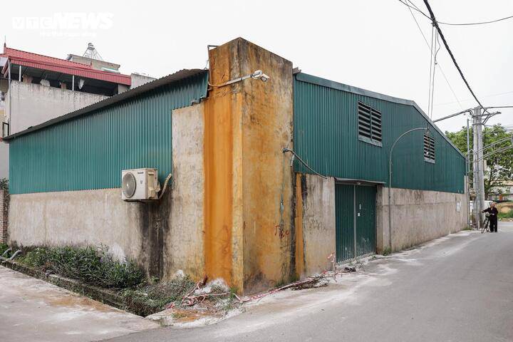 Cận cảnh lò mổ tuồn gần 300 tấn lợn bệnh vào trường học, chợ đầu mối ở Hà Nội - 14