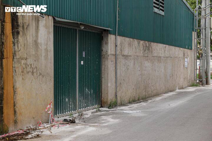 Cận cảnh lò mổ tuồn gần 300 tấn lợn bệnh vào trường học, chợ đầu mối ở Hà Nội - 19