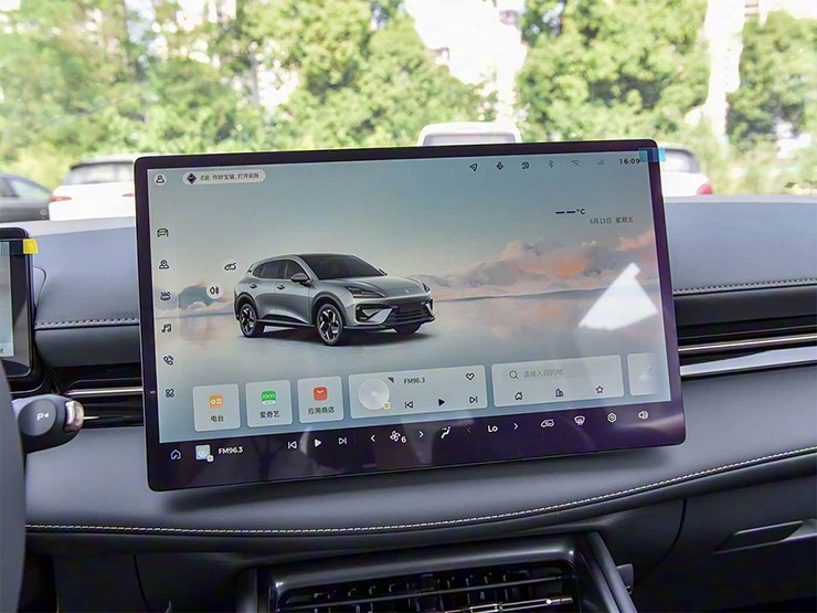 SUV Trung Quốc giá từ 380 triệu đồng rục rịch về Việt Nam - 9