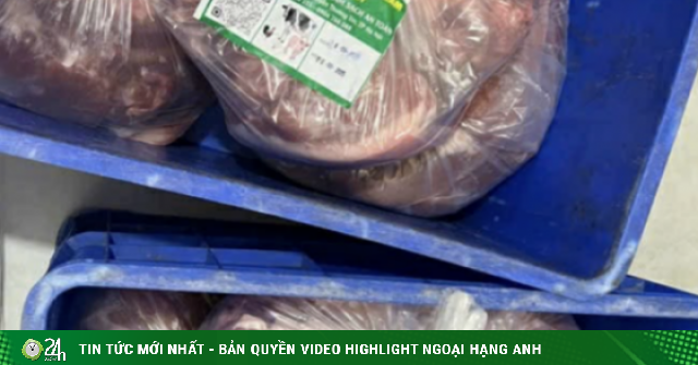 Phụ huynh trường sử dụng thịt lợn Công ty Cường Phát: "Chúng tôi trực tiếp ngửi từng miếng thịt, căm phẫn quá"