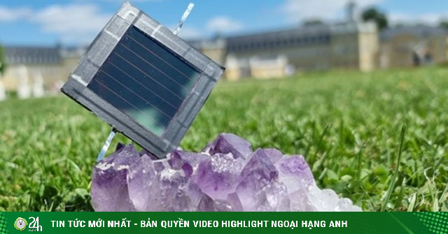 Thêm phân tử đặc biệt, hiệu suất pin mặt trời Tandem cán mốc kỷ lục