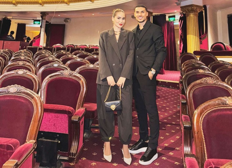 Gallery - Bạn gái kín tiếng của Đỗ Hoàng Hên sở hữu nhan sắc nóng bỏng 'vạn người mê' - image 9