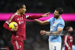 Thư hùng Man City - Liverpool: Chờ "Bom tấn" Wirtz - Ekitike cứu ghế Slot