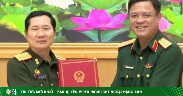 Việt Nam - Lào tăng cường hợp tác quốc phòng, củng cố đoàn kết đặc biệt