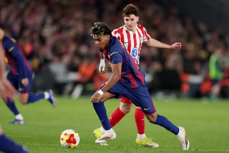 Lamine Yamal đối đầu với Atletico Madrid